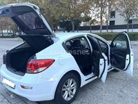 Usado Chevrolet Cruze LT 124 CV (91 kW) 2013 Blanco Familiar