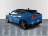Usado Ford Mustang Mach-E 197 kW (268 CV) 2024 Azul grabber (metalizado) SUV