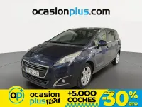 Usado Peugeot 5008 Style 131 CV (96 kW) 2015 Azul Monovolumen