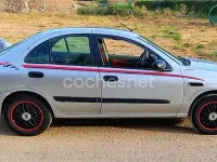 Usado Nissan Almera Comfort 90 CV (66 kW) 2002 Gris / plata Berlina