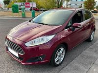 Usado Ford Fiesta Titanium 100 CV (73 kW) 2013 Violeta / lila Utilitario
