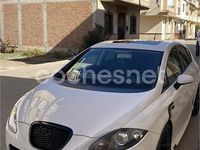 Usado Seat Leon Sport 105 CV (77 kW) 2008 Blanco Berlina
