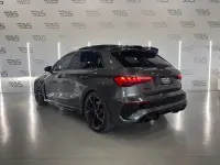 Usado Audi RS3 Sportback 400 CV (294 kW) 2024 Gris Utilitario