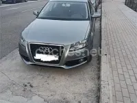 Usado Audi A3 Sportback Attraction 105 CV (77 kW) 2011 Gris / plata Utilitario