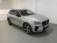 Usado Volvo XC60 Plus 351 CV (258 kW) 2022 Gris / plata SUV