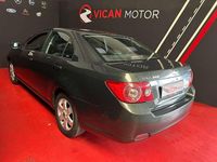 Usado Chevrolet Epica LT 150 CV (110 kW) 2007 Verde Berlina