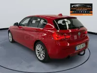 Usado BMW 118 Comfort Edition 150 CV (110 kW) 2017 Rojo Utilitario
