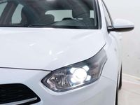 Usado Kia Ceed 101 CV (74 kW) 2025 Blanco Utilitario