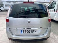 Käytetty Renault Scénic III Dynamique 110 HP (80 kW) 2012 Harmaa Tila-auto