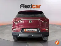 Usado SsangYong Korando 150 CV (110 kW) 2022 Rojo SUV