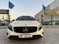 Usado Mercedes GLA220 AMG line 170 CV (125 kW) 2015 Blanco SUV