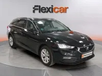 Usado Seat Leon FR 150 CV (110 kW) 2025 Negro Familiar