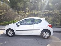 Usado Peugeot 207 70 CV (51 kW) 2006 Blanco Berlina