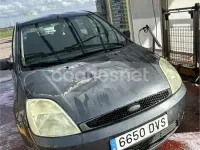 Usado Ford Fiesta 90 CV (66 kW) 2006 Azul Utilitario