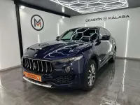 Usado Maserati Levante GranLusso 275 CV (202 kW) 2017 Azul SUV