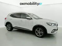 Begagnad MG HS Luxury 162 HK (119 kW) 2023 Vit SUV