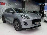 Usado Ford Puma Titanium 120 CV (88 kW) 2021 Gris / plata SUV