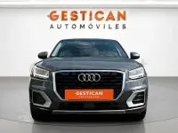 Usado Audi Q2 Design 116 CV (85 kW) 2020 Gris / plata SUV