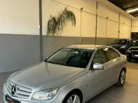 Usado Mercedes C200 136 CV (100 kW) 2010 Gris / plata Familiar