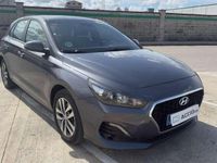 Usado Hyundai i30 116 CV (85 kW) 2019 Gris Utilitario