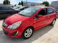 Usado Opel Corsa 95 CV (69 kW) 2011 Rojo Utilitario