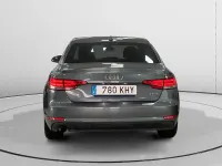 Begagnad Audi A4 Advanced 150 HK (110 kW) 2018 Grå Sedan