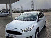 Usado Ford Focus 125 CV (91 kW) 2016 Blanco Berlina