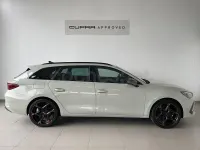 Usado Cupra Leon 150 CV (110 kW) 2025 Gris / plata Familiar
