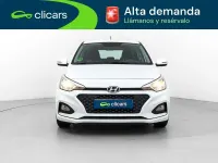 Usado Hyundai i20 75 CV (55 kW) 2019 Blanco Utilitario