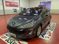 Usado Peugeot 308 Sportium 140 CV (102 kW) 2010 Gris / plata Berlina