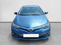 Usado Toyota Auris 90 CV (66 kW) 2016 Azul Berlina