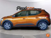 Usado Dacia Sandero Essentiel 91 CV (66 kW) 2023 Naranja Utilitario
