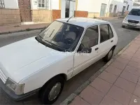 Usado Peugeot 205 60 CV (44 kW) 1996 Blanco Utilitario