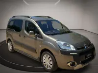 Usado Citroën Berlingo XTR 114 CV (83 kW) 2013 Gris / plata Monovolumen