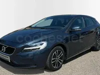 Usado Volvo V40 Momentum 120 CV (88 kW) 2018 Azul Berlina