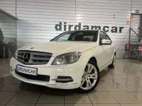 Usado Mercedes C220 Avantgarde 170 CV (125 kW) 2011 Blanco Berlina