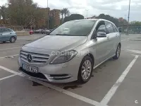 Usado Mercedes B180 109 CV (80 kW) 2010 Gris / plata Monovolumen