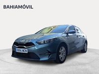 Usado Kia Ceed 100 CV (73 kW) 2022 Verde Utilitario