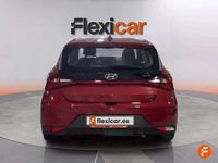 Usado Hyundai i20 101 CV (74 kW) 2021 Rojo Utilitario