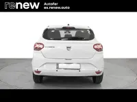 Usado Dacia Sandero Expression 90 CV (66 kW) 2022 Blanco Berlina