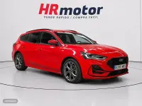 Usado Ford Focus ST-Line 125 CV (91 kW) 2024 Rojo Familiar
