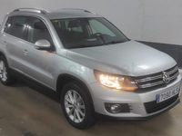 Usado VW Tiguan 140 CV (102 kW) 2012 Gris / plata SUV