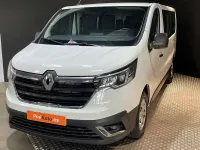Usado Renault Trafic 109 CV (80 kW) 2023 Blanco Monovolumen