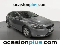 Usado Volvo V40 Kinetic 120 CV (88 kW) 2017 Gris Utilitario