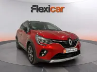 Usado Renault Captur Zen 131 CV (96 kW) 2019 Granate SUV