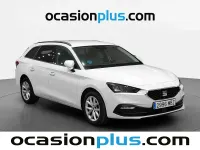 Usado Seat Leon Style 110 CV (80 kW) 2022 Blanco Familiar