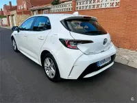 Usado Toyota Corolla Style 122 CV (89 kW) 2020 Blanco Berlina