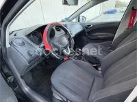 Usado Seat Ibiza Reference 75 CV (55 kW) 2013 Negro Berlina