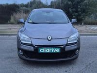 Usado Renault Mégane Authentique 90 CV (66 kW) 2013 Gris / plata Berlina