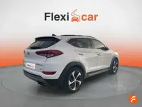 Usado Hyundai Tucson Style 177 CV (130 kW) 2016 Blanco SUV